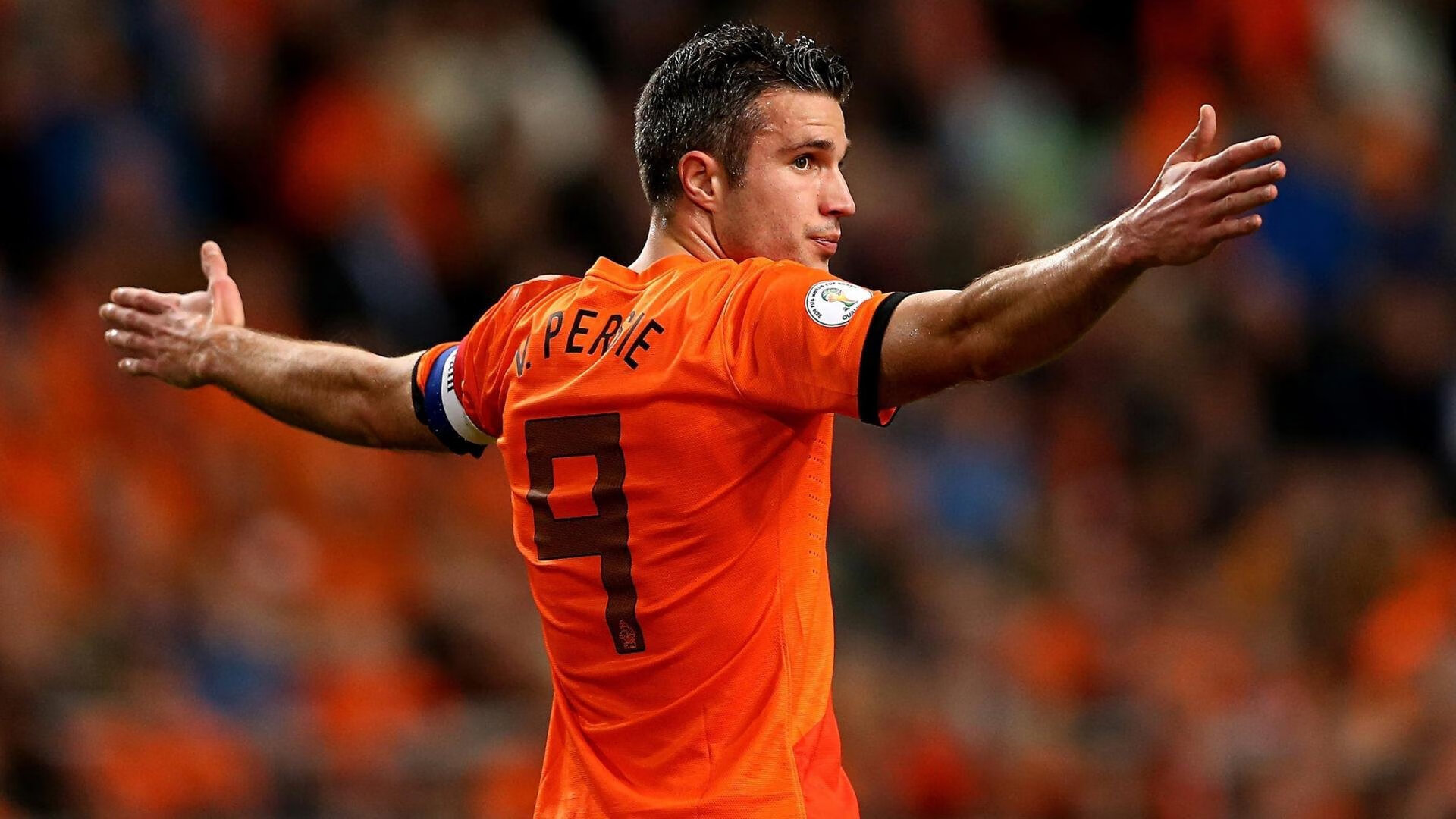 辛纳谦逊发言火爆全网，拜仁横扫掘金重塑竞技格局